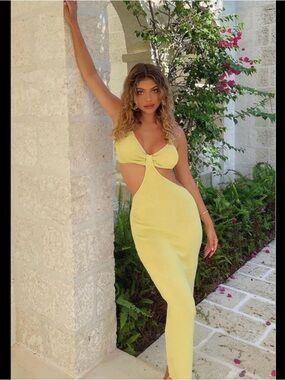 Fashion Nova Pure Charm Cut Out Open Back Bodycon Maxi Dress Women’s XSmall